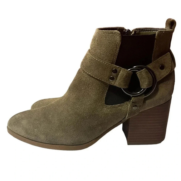 Marc Fisher Suede Harness Chelsea Boots Women’s Size 8 - Picture 2 of 13